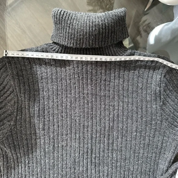 Basic sweater Grey Size small - Picture 3 of 7